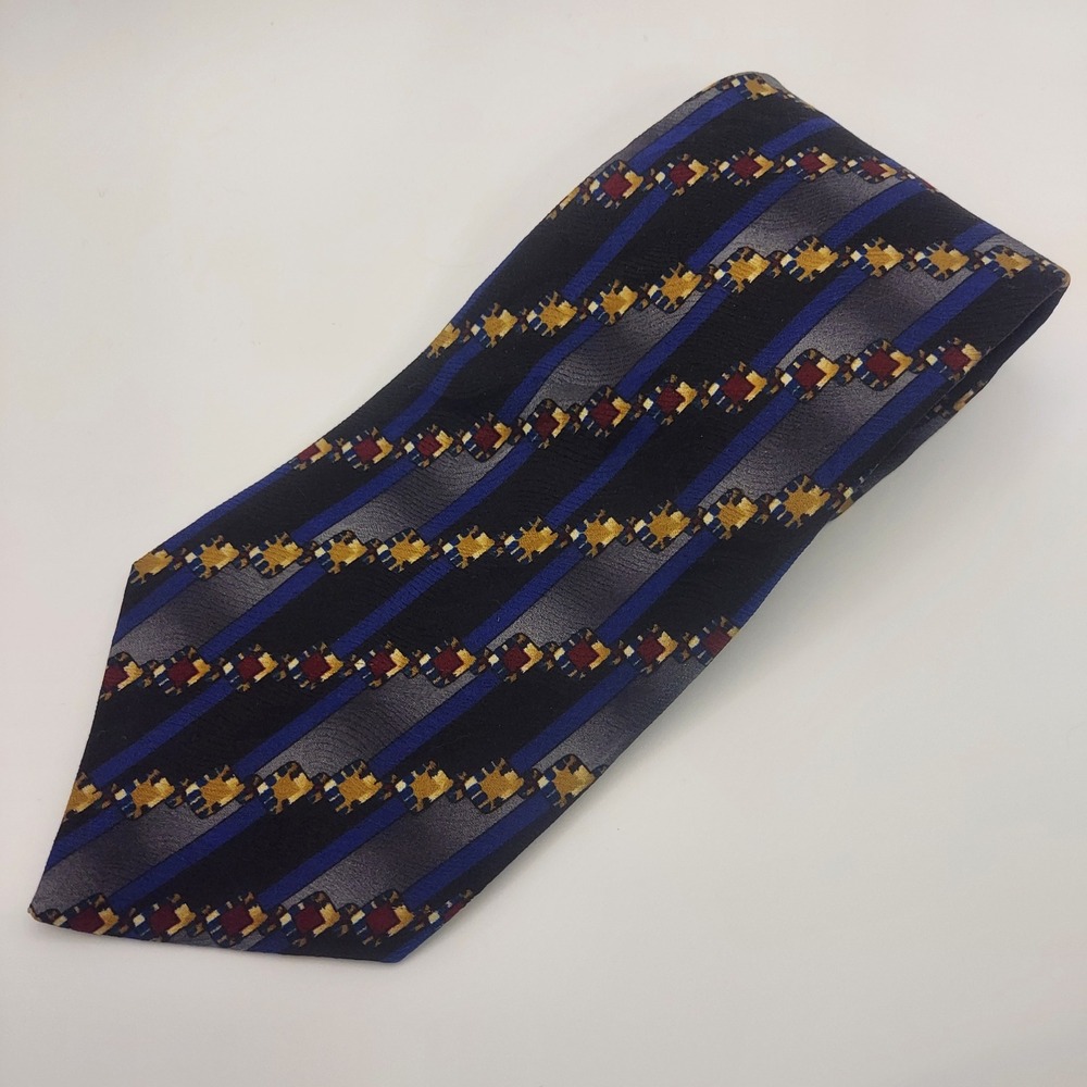 Louis Roth Silk Necktie Geometric Striped Pattern Men's Fashion Accessory‎